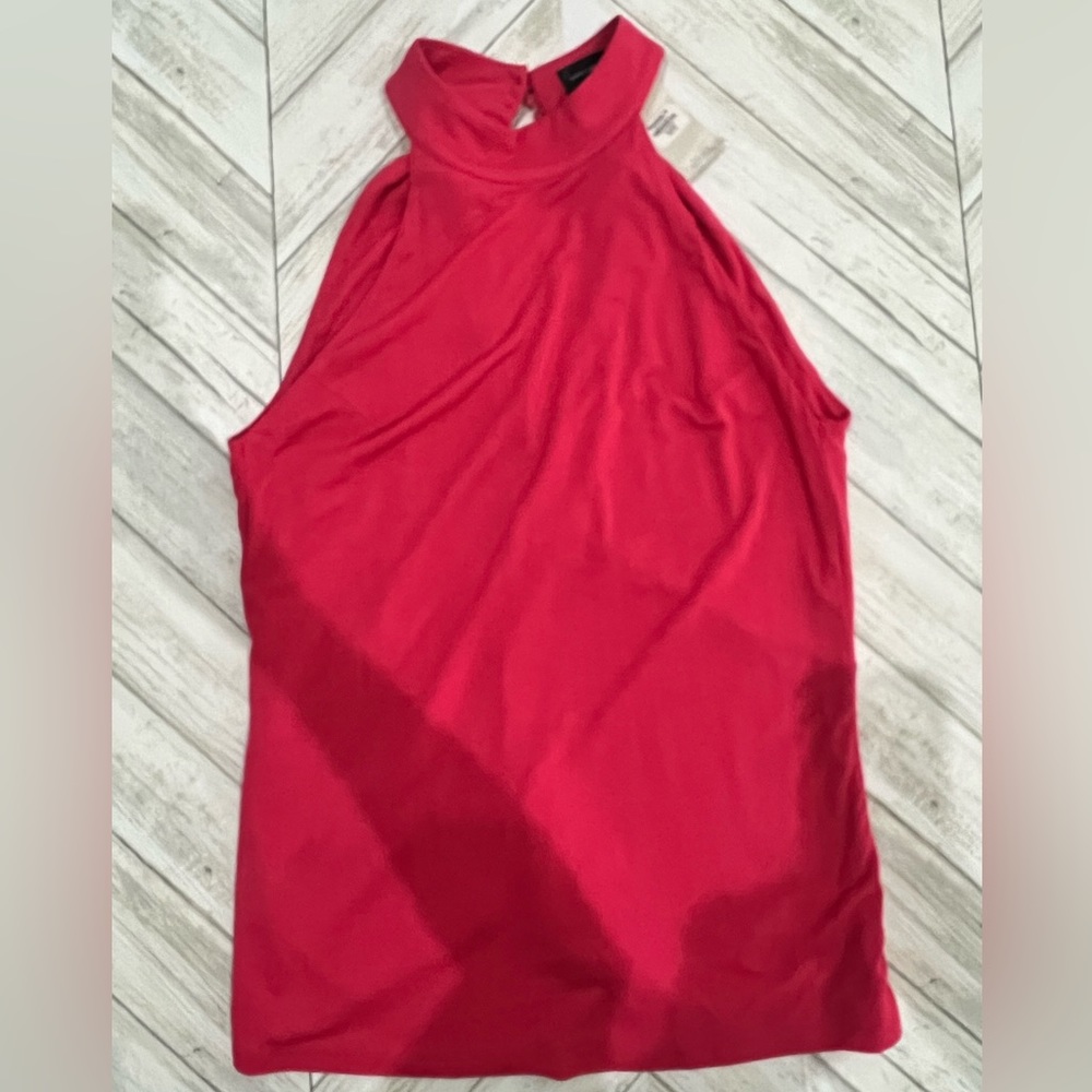 Pink tank top from buckle size medium NWT